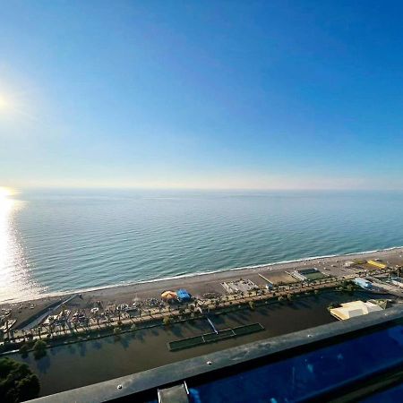 D Block Of New Luxurious Orbi City Batumi Exterior foto